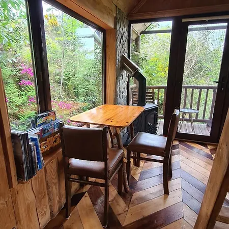 Ark Ranch Treehouse, Rainforest Oasis In West Cork Chalé *