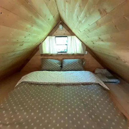 Chalé Ark Ranch Treehouse, Rainforest Oasis In West Cork Macroom